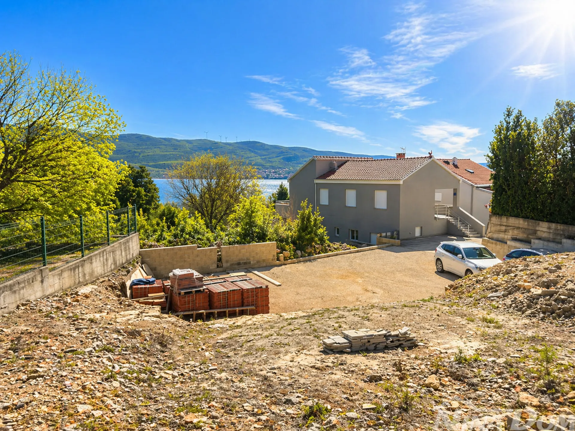 kuća s 4 apartmana+dodatno zemljište–2. red od mora pridraga, hrvatska - slika 2