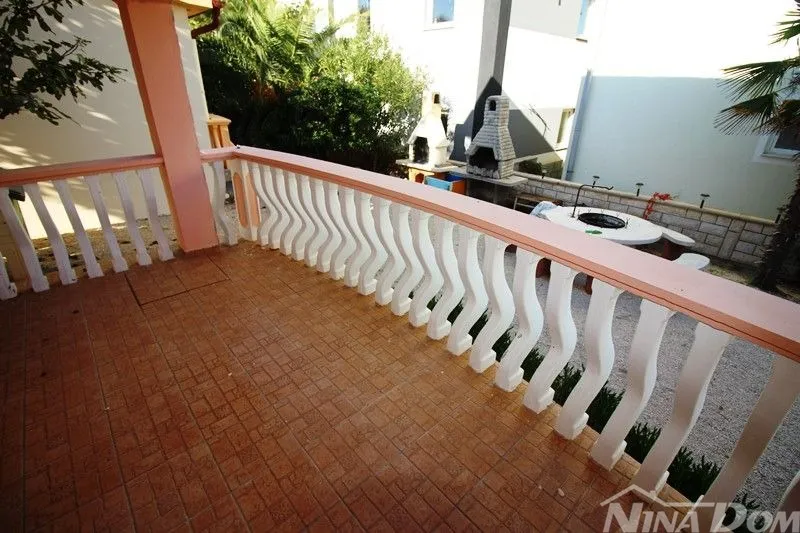 apartmanska kuća 4 stambene jedinice - slika 6
