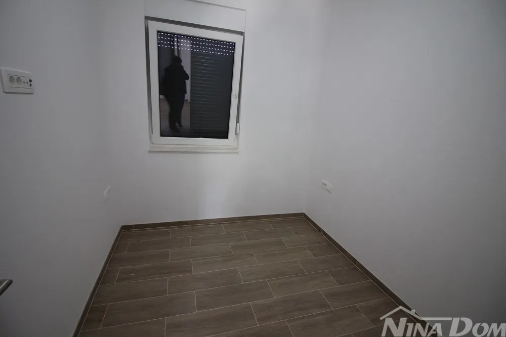 novogradnja,južna strana, 1 kat - slika 9