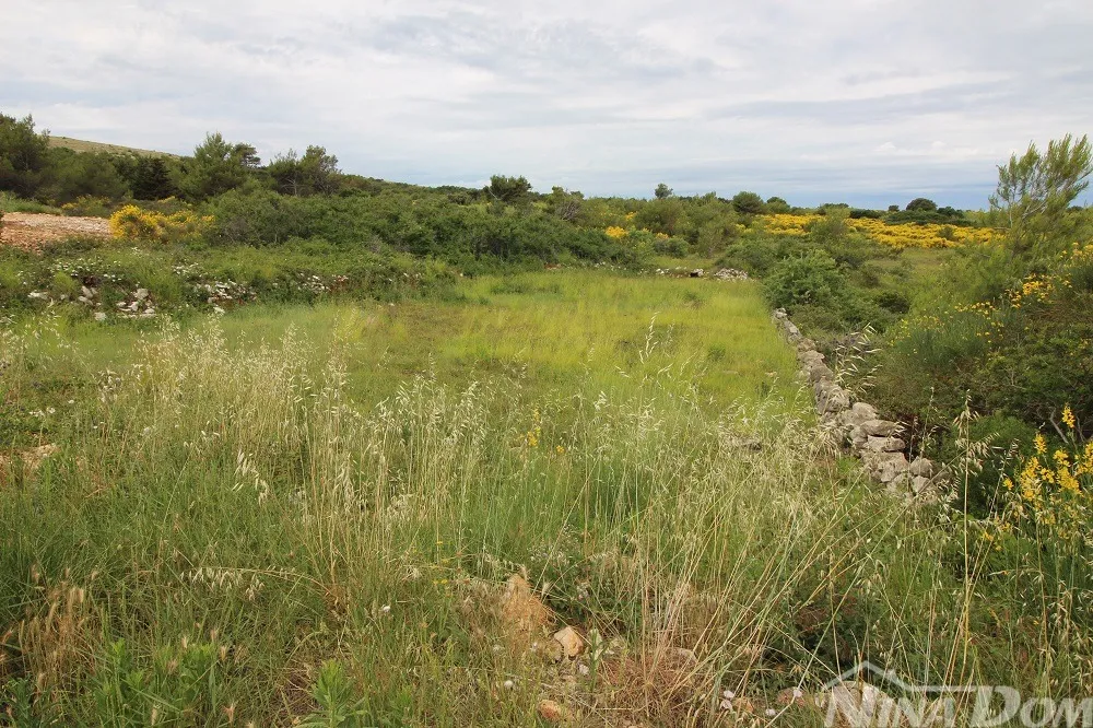 poljoprivredno zemljište 760 m2 - slika 2