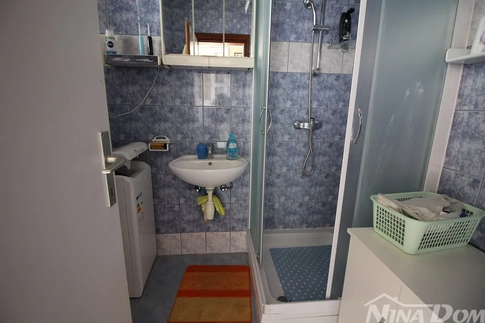 samostojeća nekretnina južna strana 120 met.do plaže - slika 9