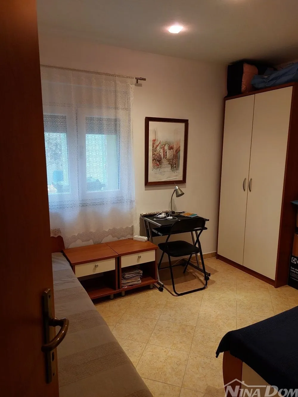 južna strana vira 50 metara do mora s tri apartmana - slika 27
