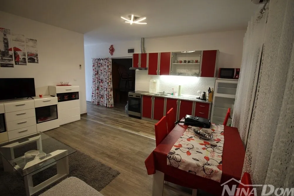 samostojeća nekretnina 400 metara od plaže - slika 27