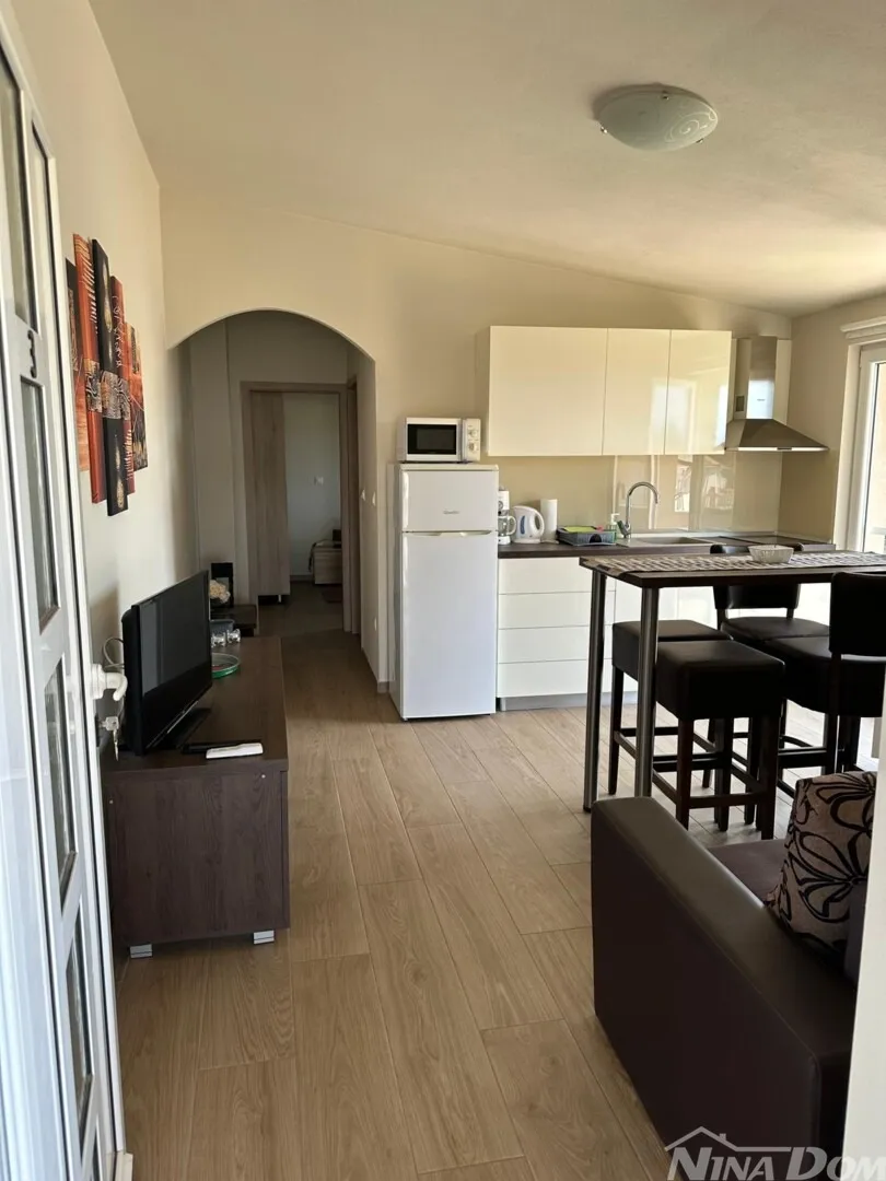 nekretnina s 5 stambenih jedinica 800 met do jadro plaže - slika 8