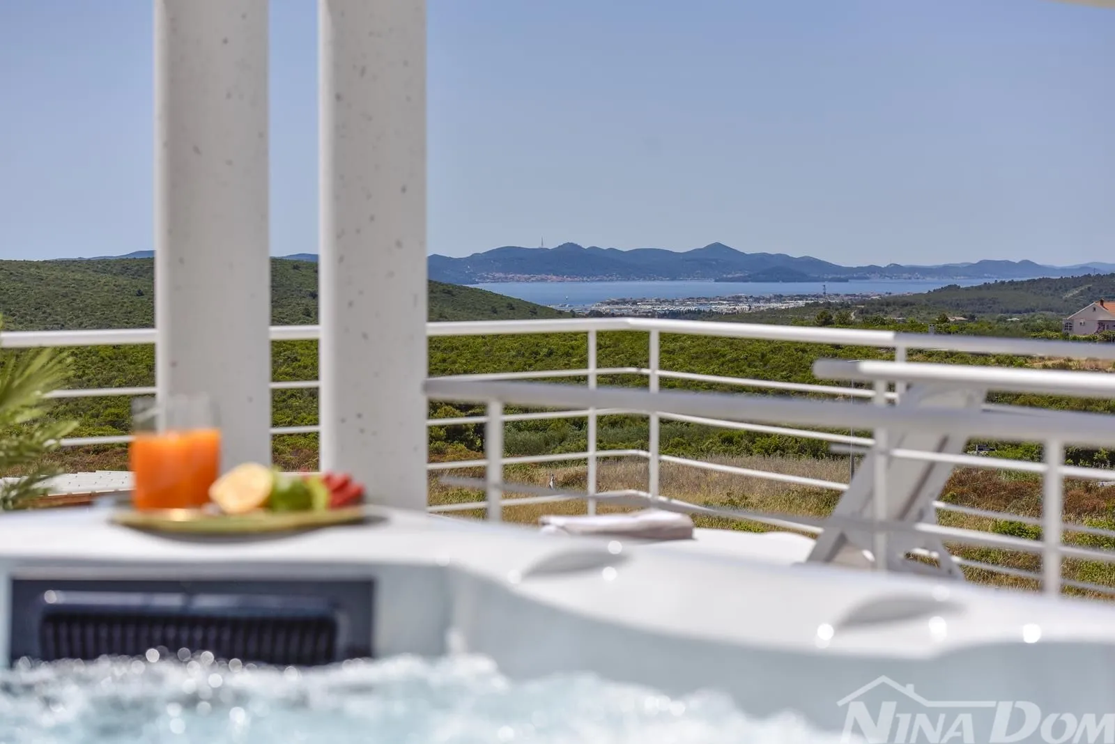 atraktivna villa sa panoramskim pogledom - slika 7
