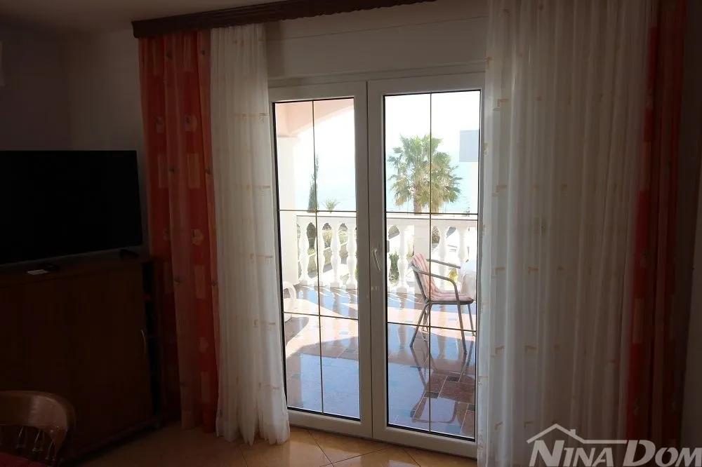 apartmanska kuća 2.red od mora južna strana vira - slika 10