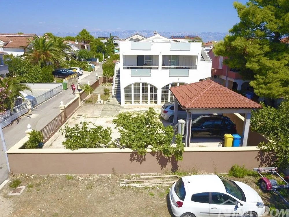 Samostojeća kuća 85 met. do mora južna strana otoka Vira. - Vir, Vir
