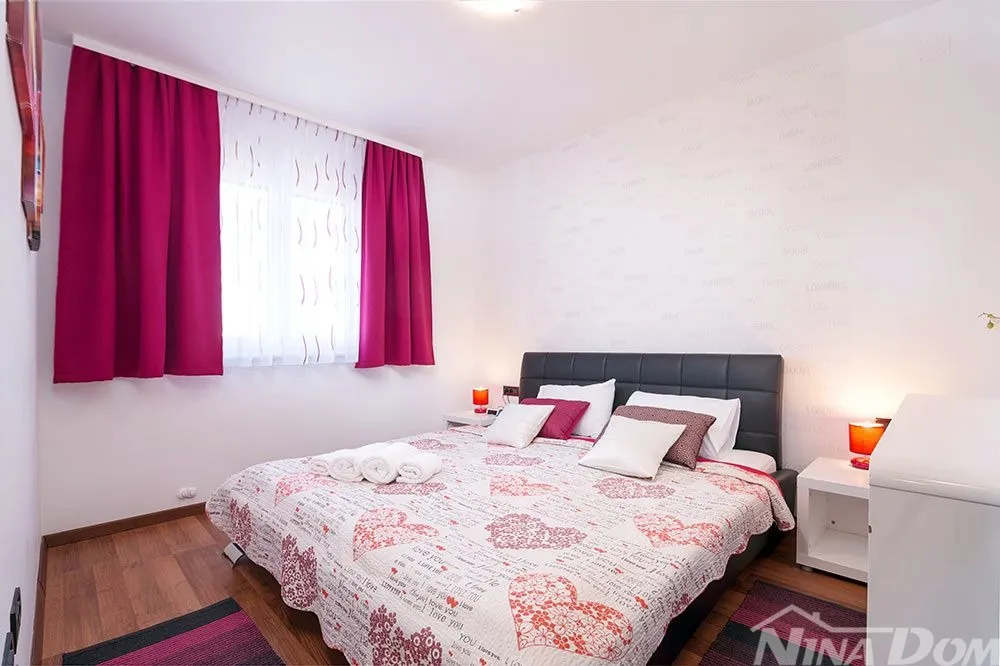 samostojeća vila s dvije stambene jedinice - zaton - blizina mora - slika 16