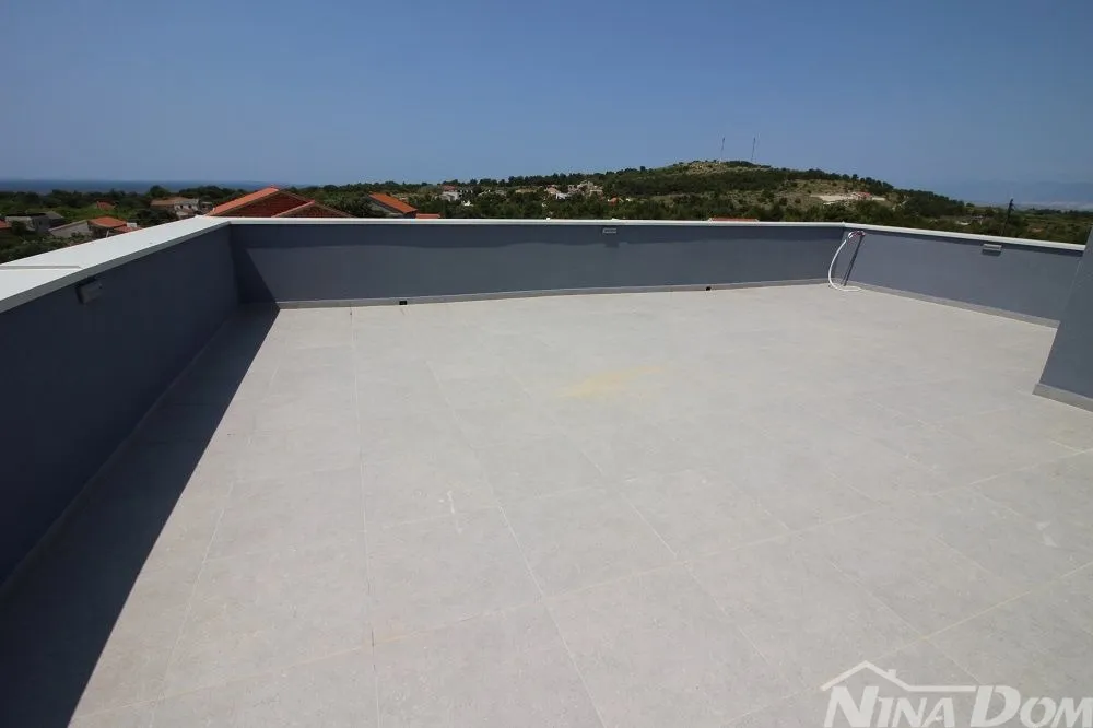 novogradnja , villa s bazenom - slika 23