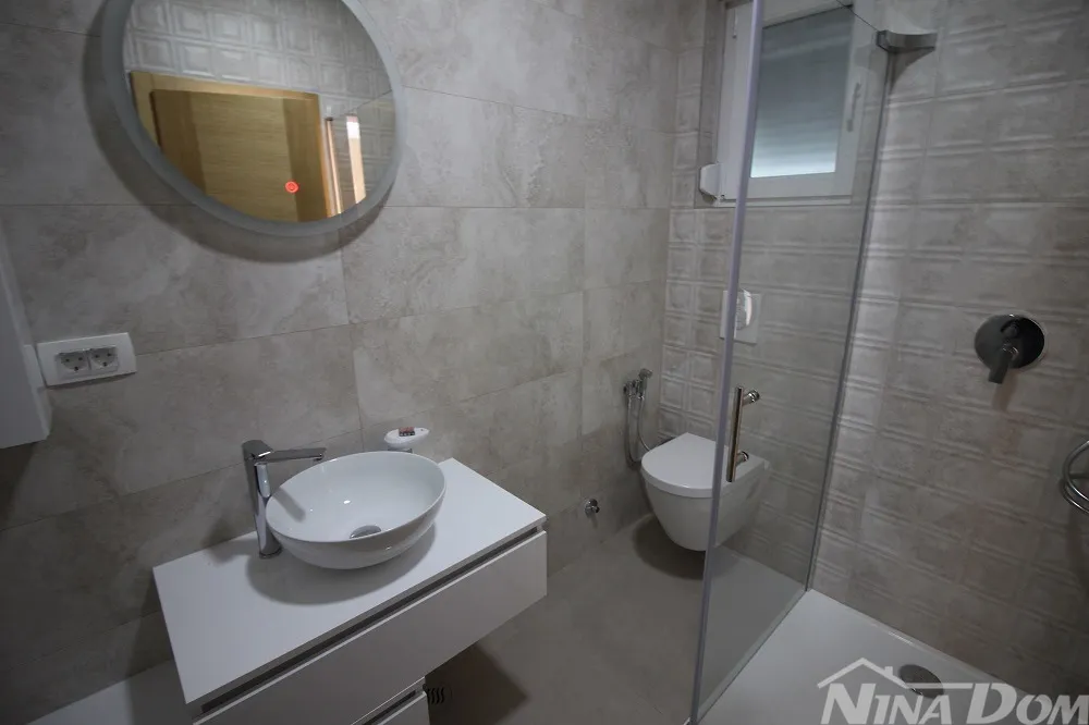 bungalov novogradnja, mirna i tiha pozicija, - slika 7