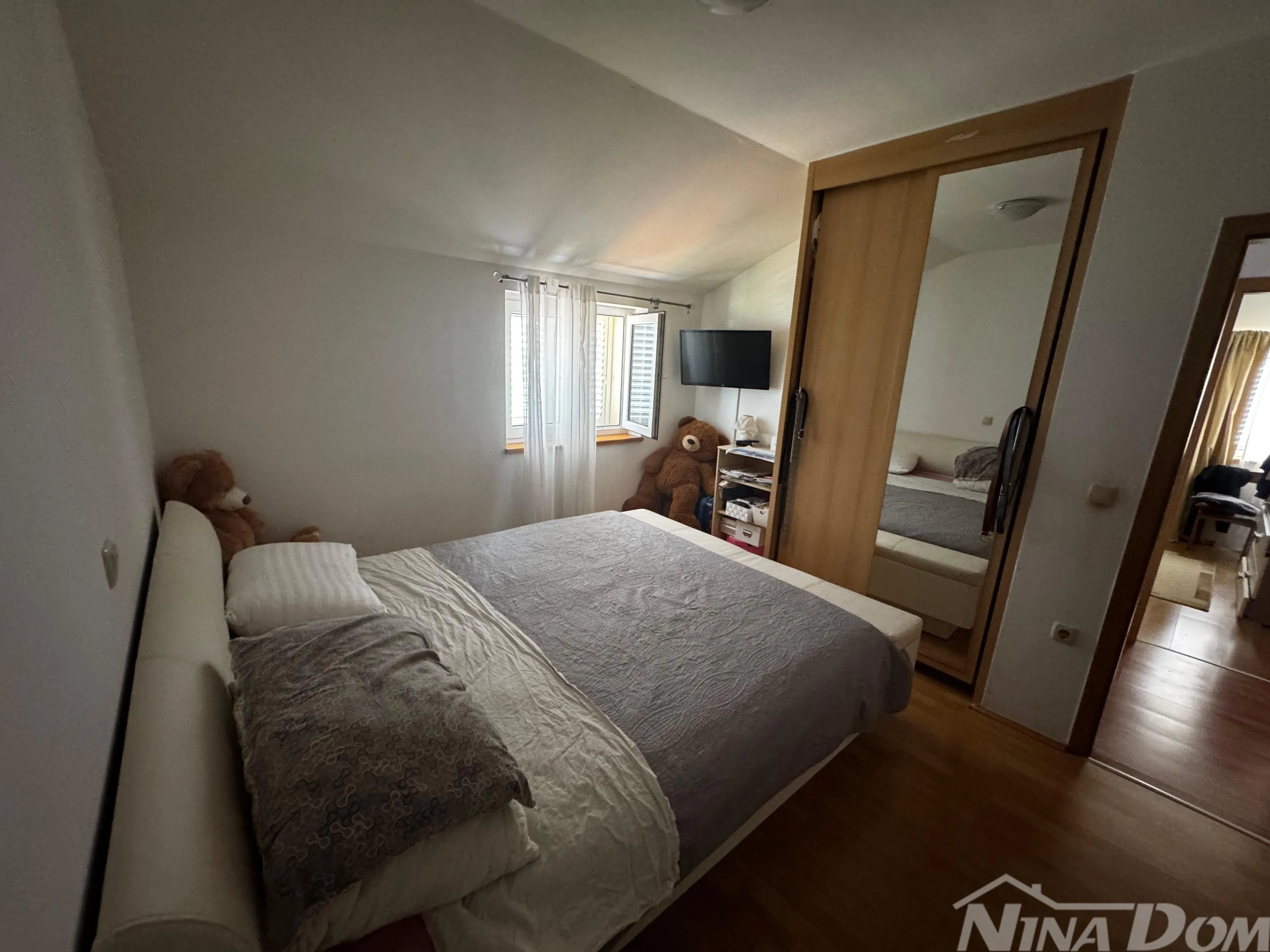 apartmanska kuća privlaka - centar mjesta - 300m od mora - slika 9