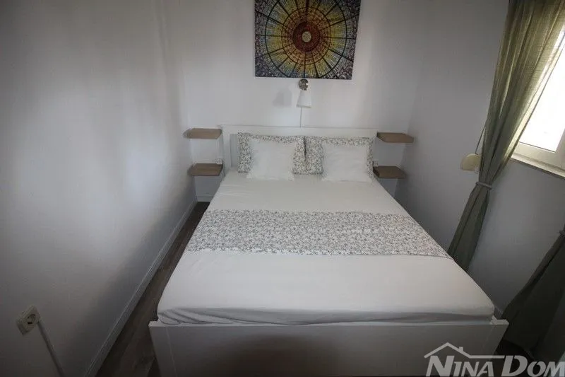 kuća vir dvojnica s tri apartmana - slika 8