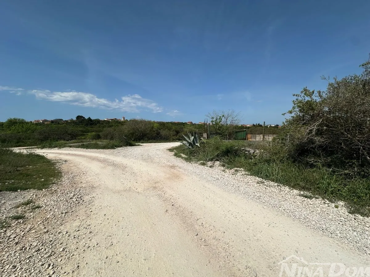 zemljište u mr zoni na bokanjcu, zadar - sa maslinikom - slika 2