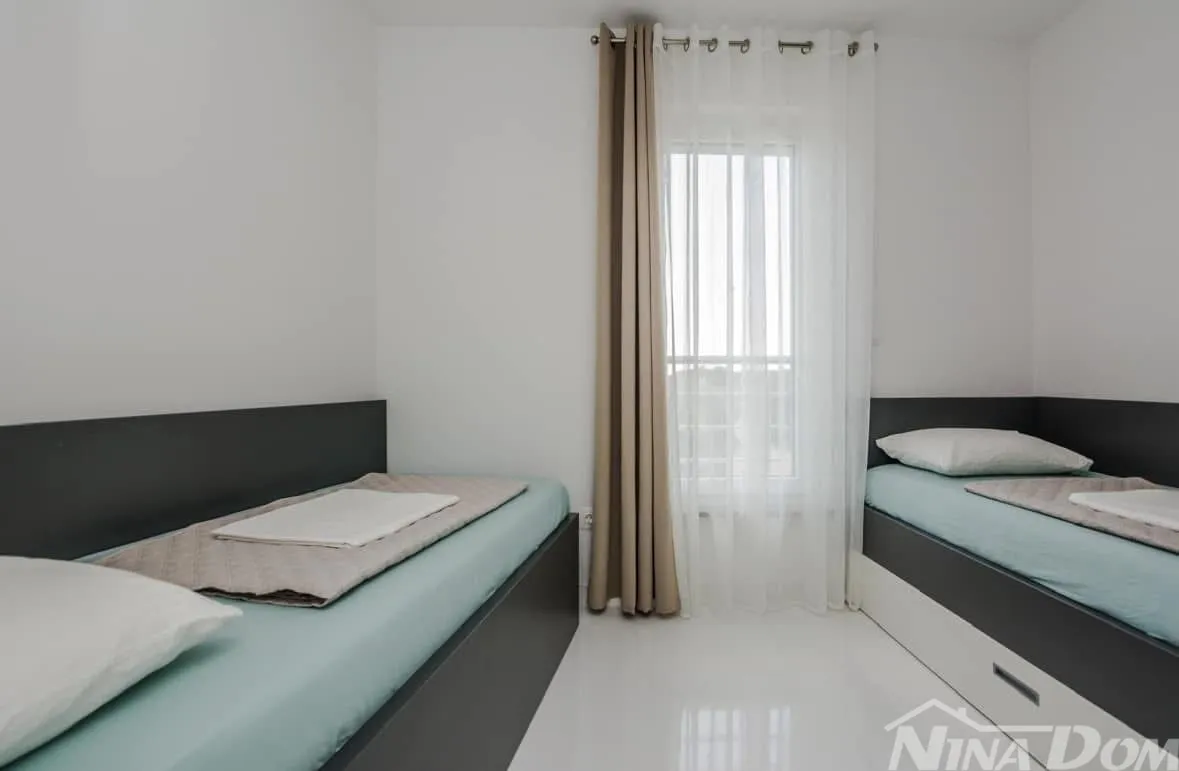 apartmanska kuća s tri stambene jedinice, kompletno opremljene. - slika 5