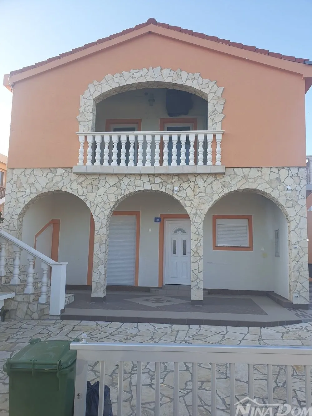 nekretnina 3 stambene jedinice prvi red do mora. - slika 7