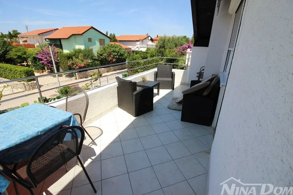 dva apartmana južna strana otoka vira - slika 7