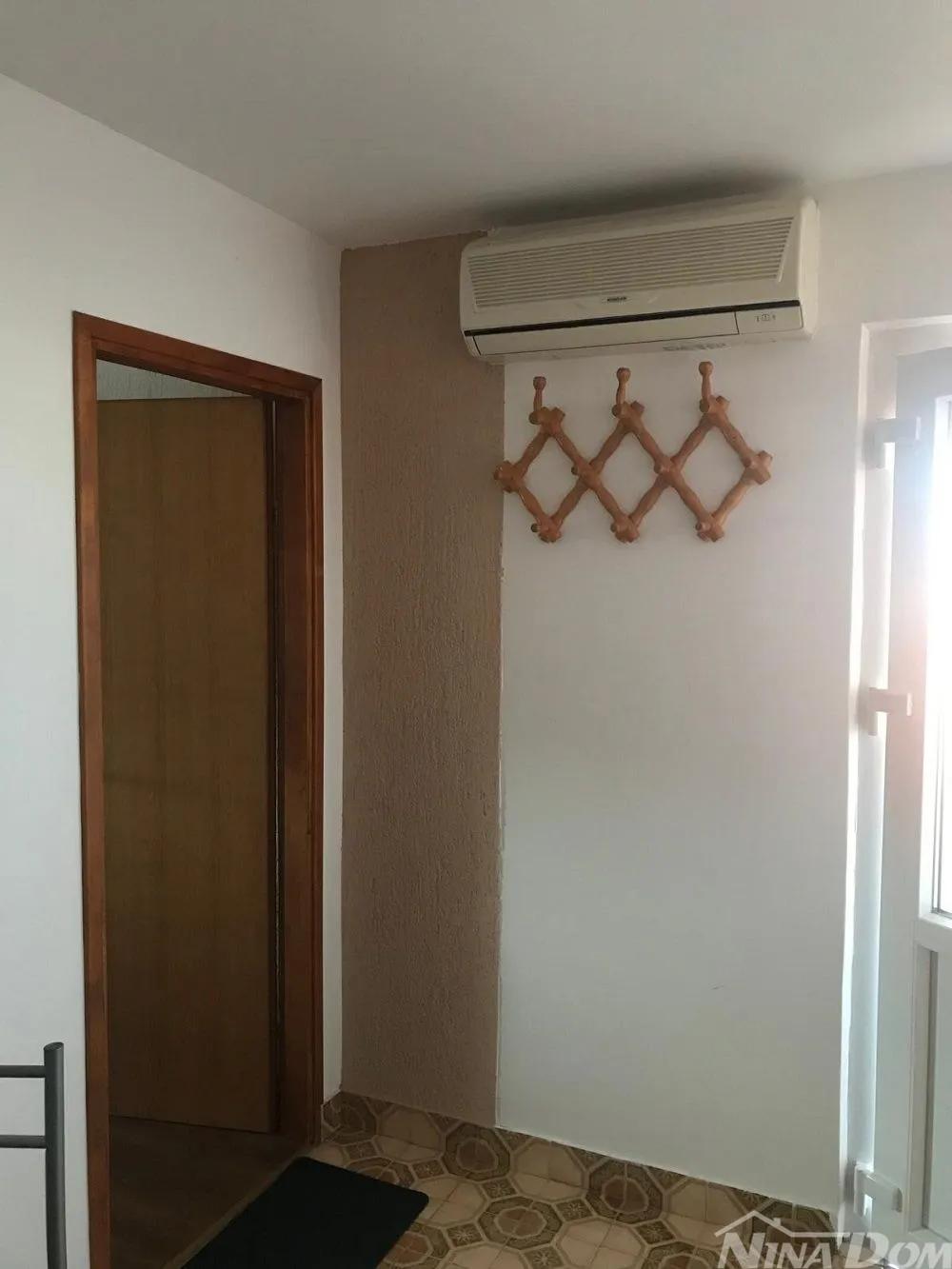 južna strana otoka vira 200 metara do mora - slika 15