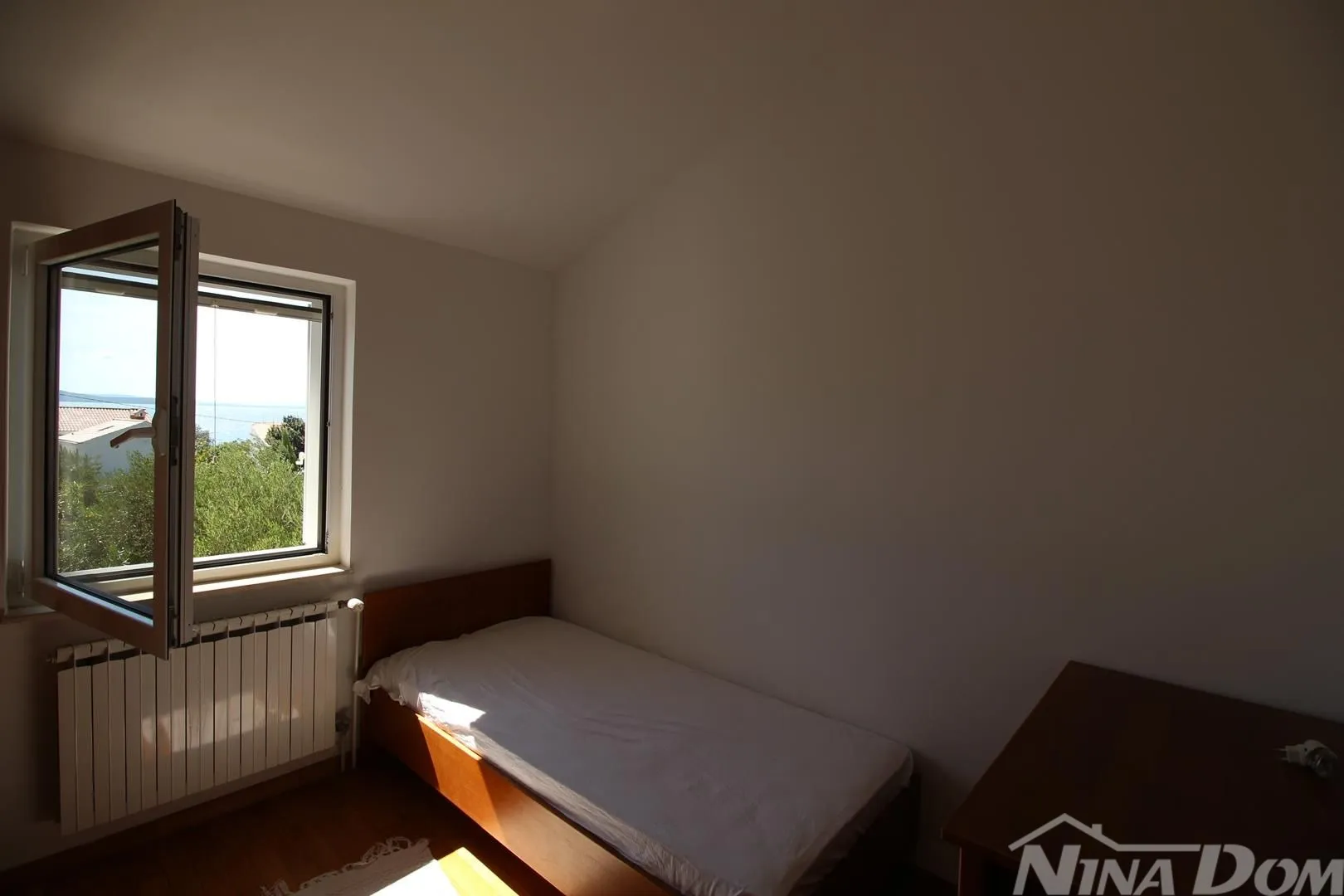 prodaja obiteljske kuće diklo - slika 22