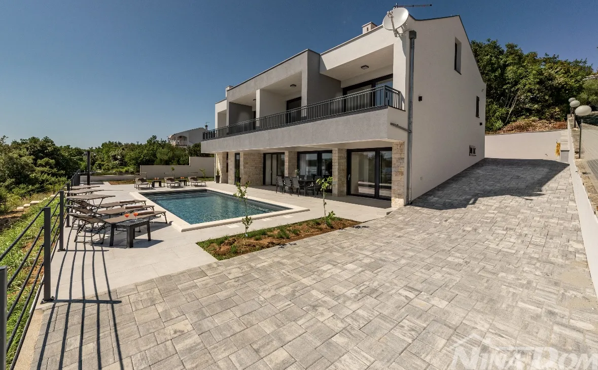 luksuzna villa u 1. redu do mora – posedarje, zadar - slika 18
