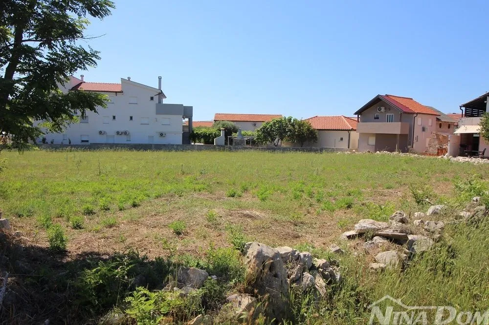 građevinsko zemljište(potrebna izrada upu plana)blizina centra 160€/m2 - slika 4
