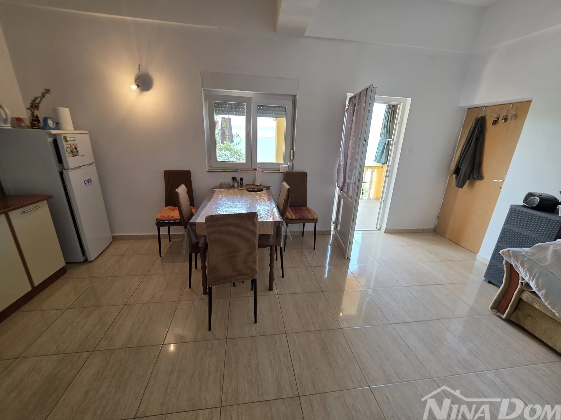 kuća u prvom redu do mora – otvoreni pogled, 8 soba! - slika 8