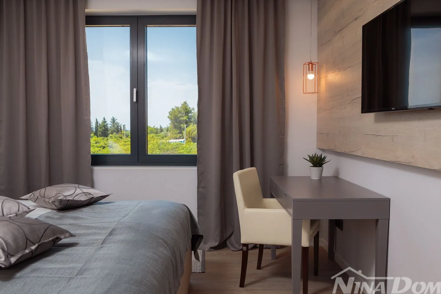 luksuzna villa sa panoramskim pogledom u diklu - slika 16