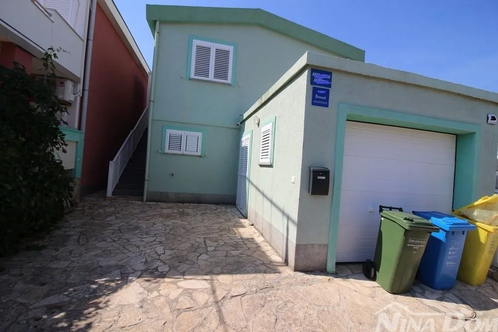 Trosobni apartman s garažom - Vir, Vir