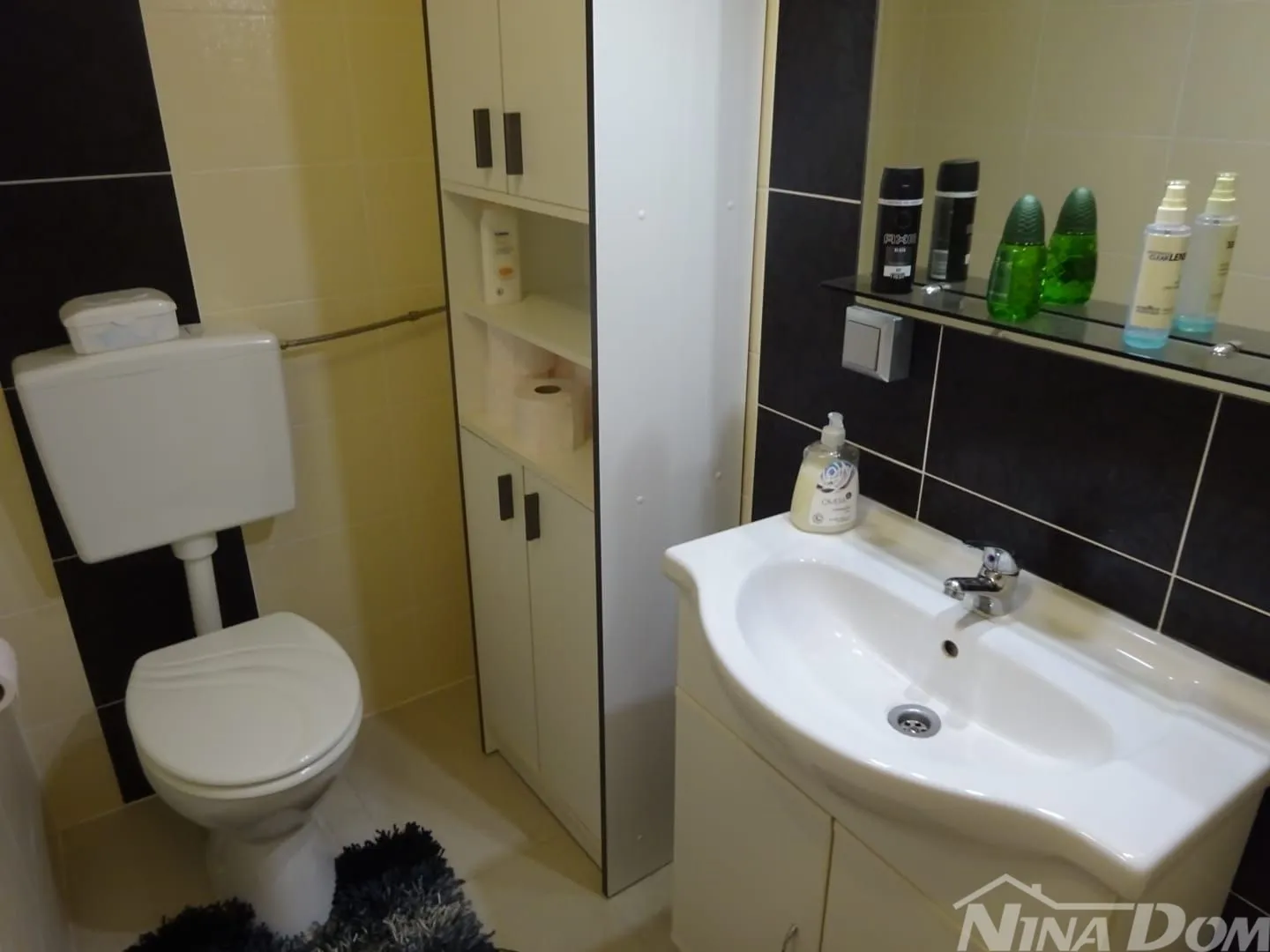 južna strana otoka vira, dvoetažni apartman 150 met. do mora - slika 15