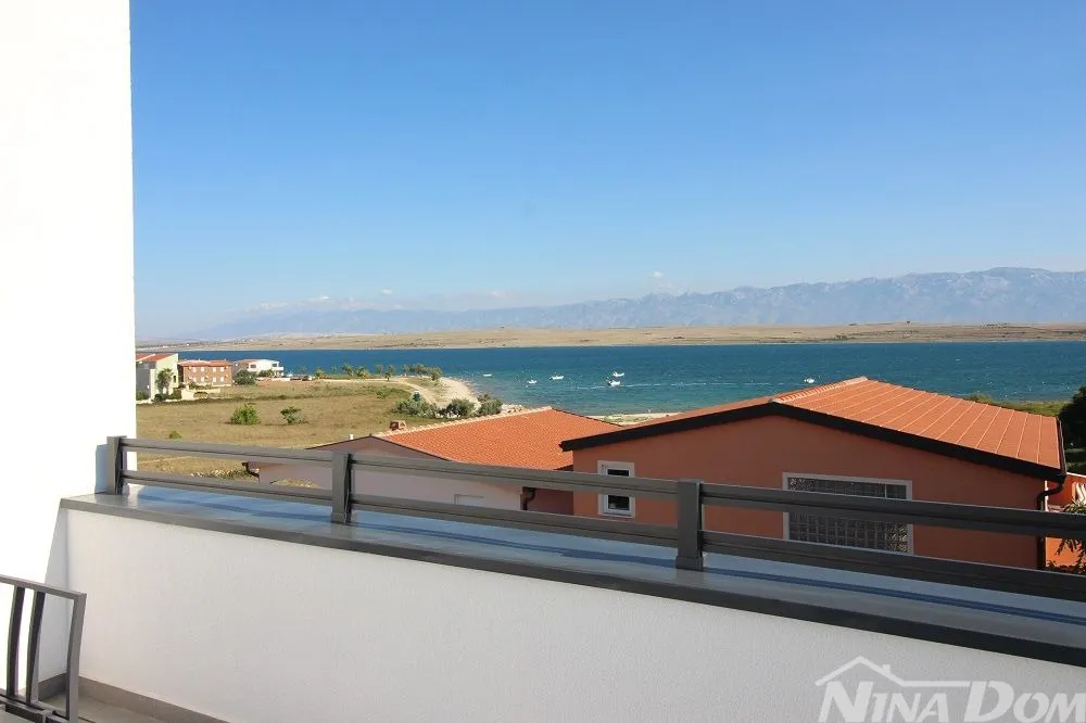 apartmanska kuća 150 metara do mora - slika 21