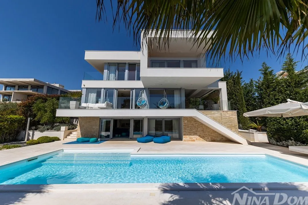 ekskluzivna luksuzna vila u 1. redu do mora zadar, dalmacija - slika 2