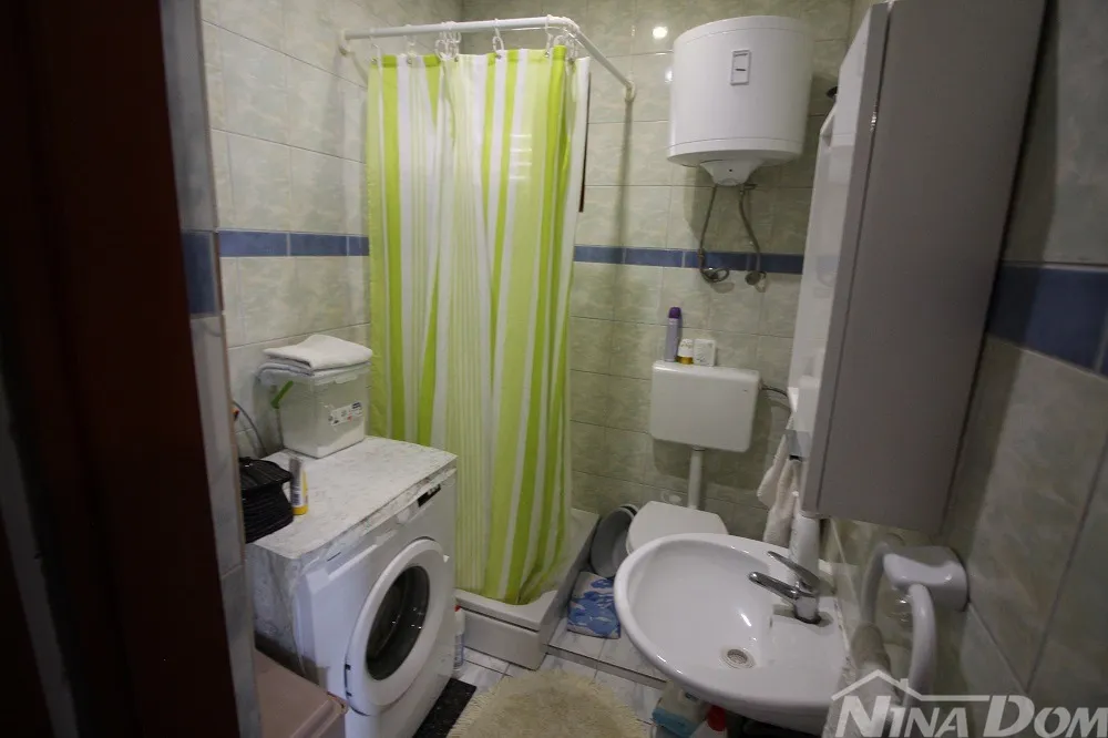 samostojeća prizemnica s dvorištem - slika 12