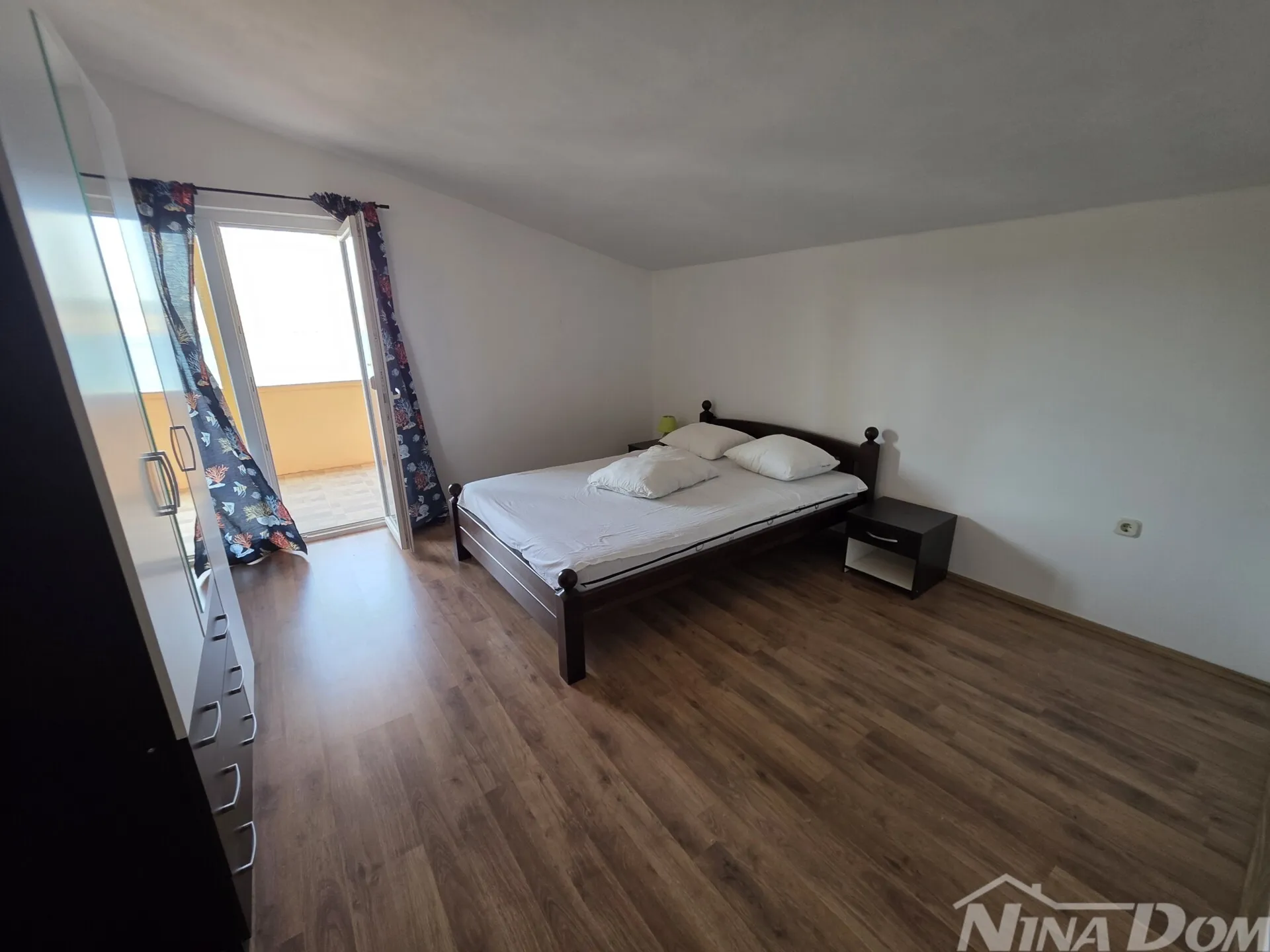 kuća u prvom redu do mora – otvoreni pogled, 8 soba! - slika 18