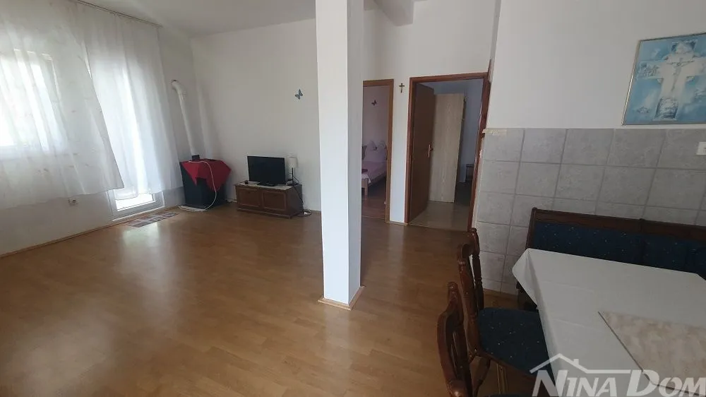 nekretnina idealna za turizam, svaki apartman svoj poseban ulaz. - slika 22