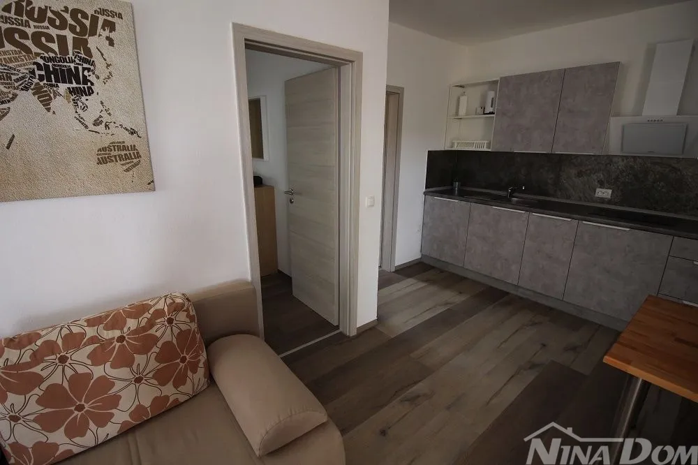 apartmanska kuća s 4 stambene jedinice, 140 met. do plaže prezida - slika 18