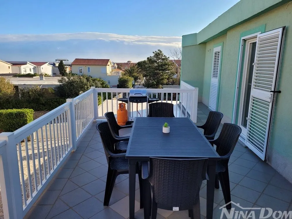 trosobni apartman s garažom - slika 2