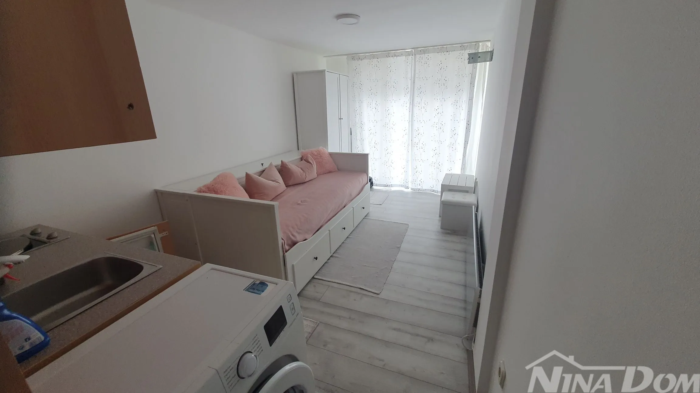 južna strana otoka vira 200 metara do mora - slika 6