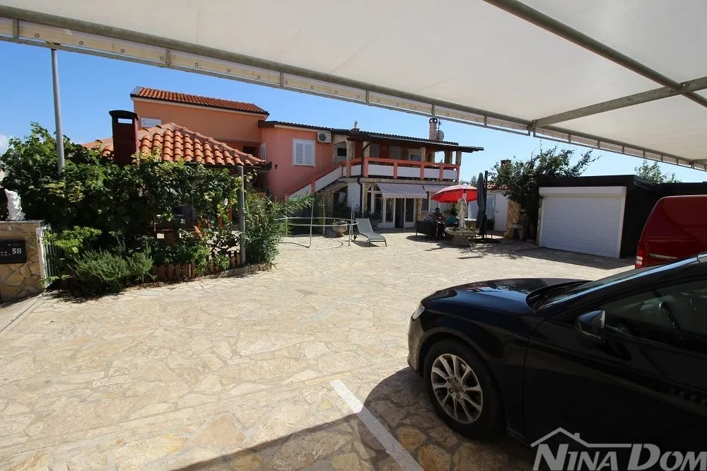apartmanska kuća 8 apartmana 450 met.do plaže - slika 3