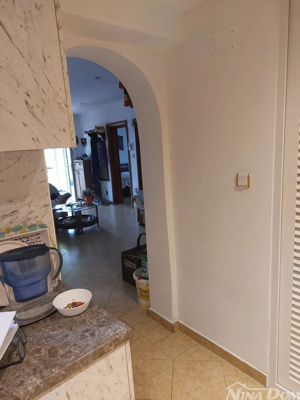južna strana vira 50 metara do mora s tri apartmana - slika 13