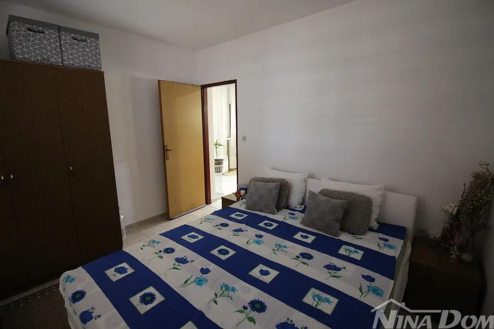 samostojeća prizemnica s dvorištem - slika 9