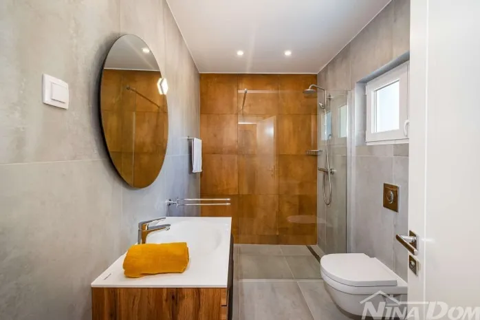 luksuzna kamena villa s bazenom - privlaka, 200 metara od mora - slika 8
