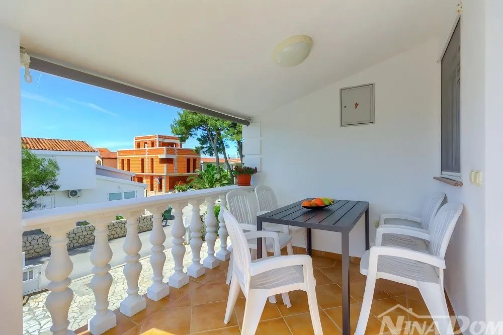 apartmanska kuća s 4 stambene jedinice, 140 met. do plaže prezida - slika 22