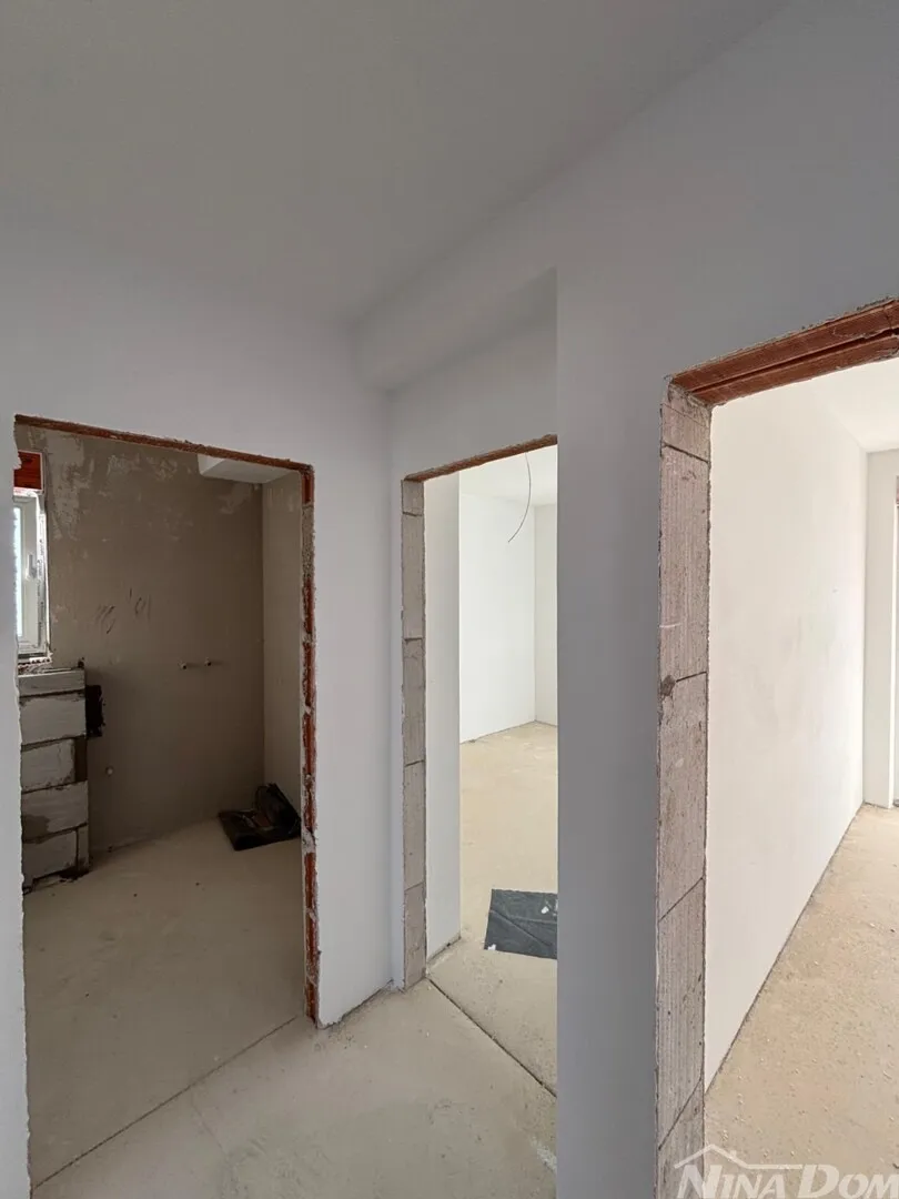 južna strana otoka vira, novogradnja vila s bazenom - slika 9