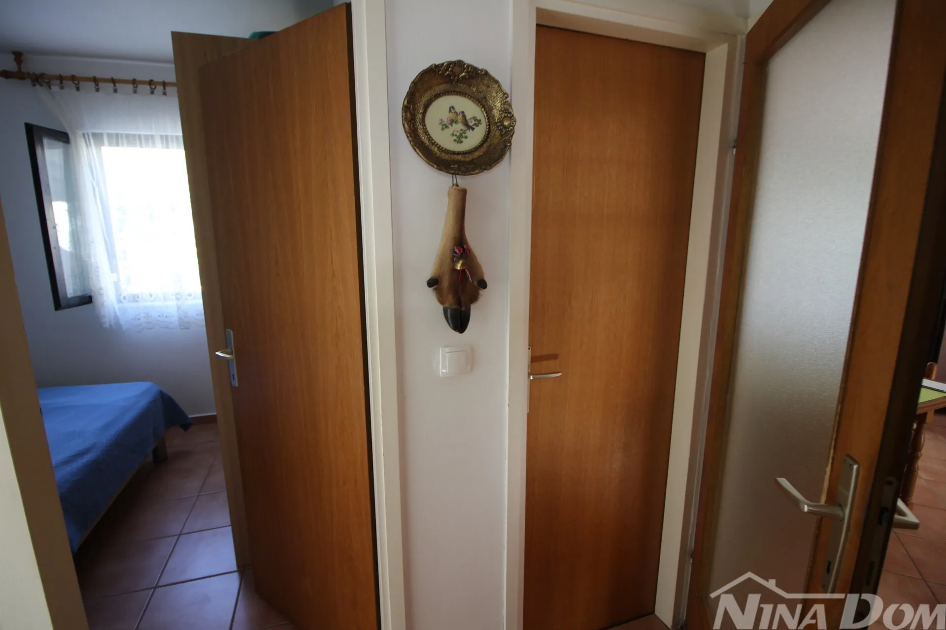dvojna kuća 60m od mora – vaš mediteranski raj na viru! - slika 11