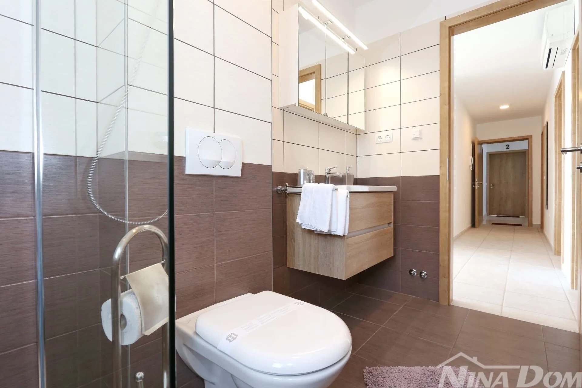 sukošan dvosoban komforan namješten apartman - slika 8