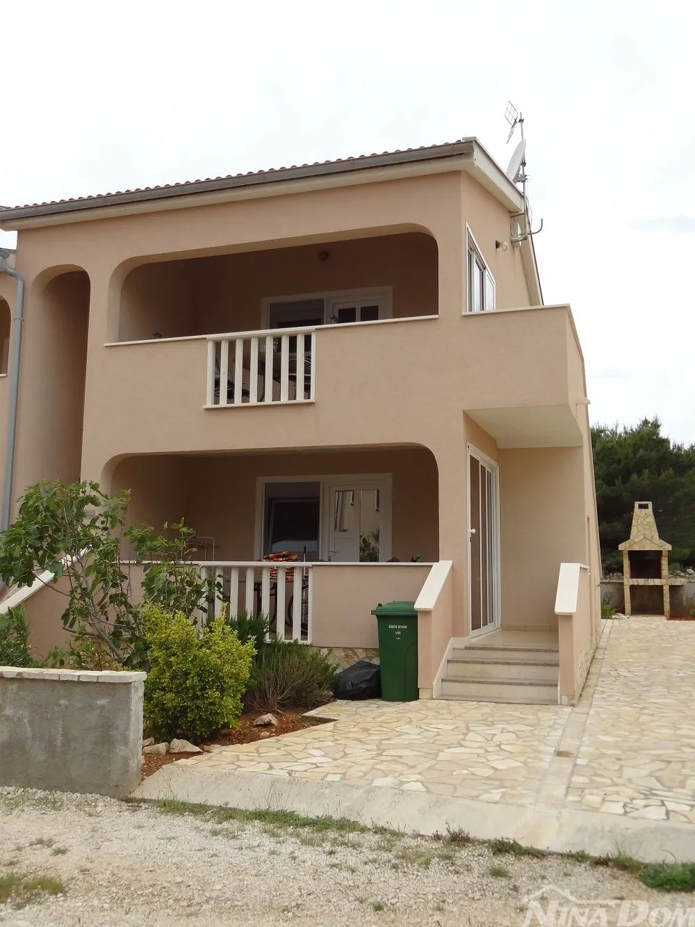 Apartman na 1.katu južna strana otoka Vira, miran i tih dio otoka Vira - Vir, Vir
