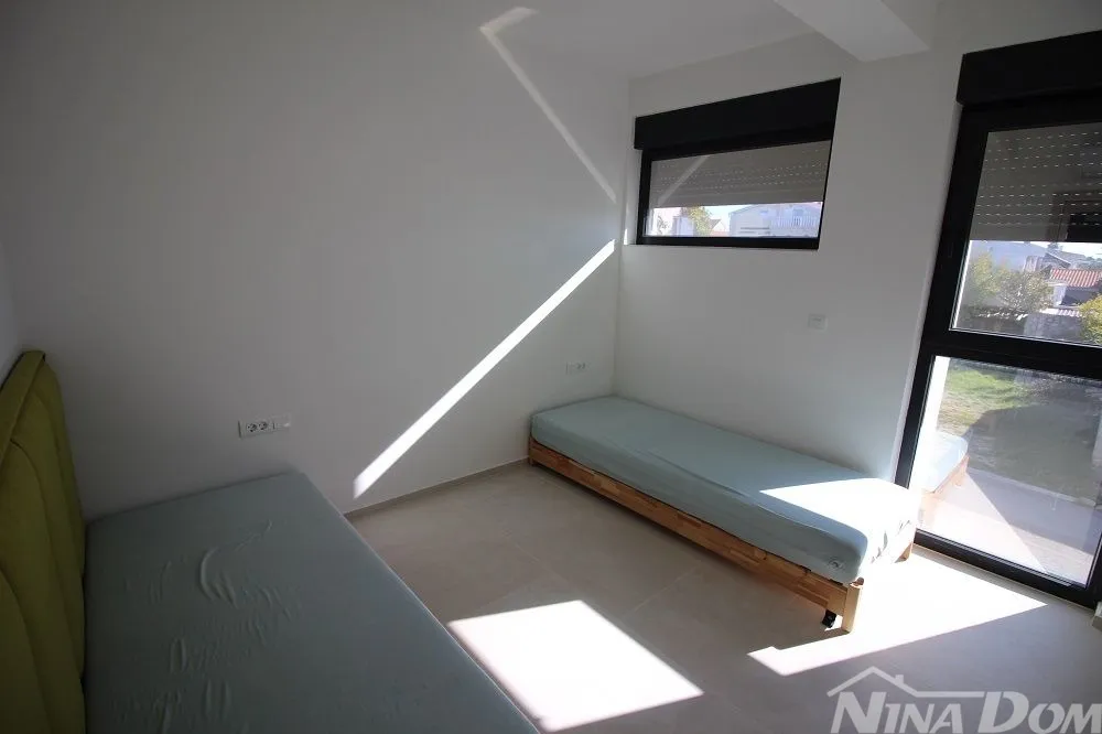 apartman južna strana 25 met do plaže 96 m2. - slika 15