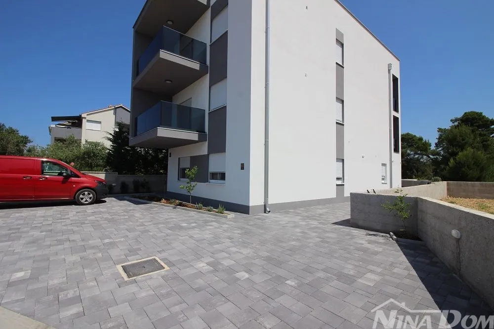 Južna strana otoka Vira, apartman na 2 katu (voda i kanalizacija) - Vir, Vir