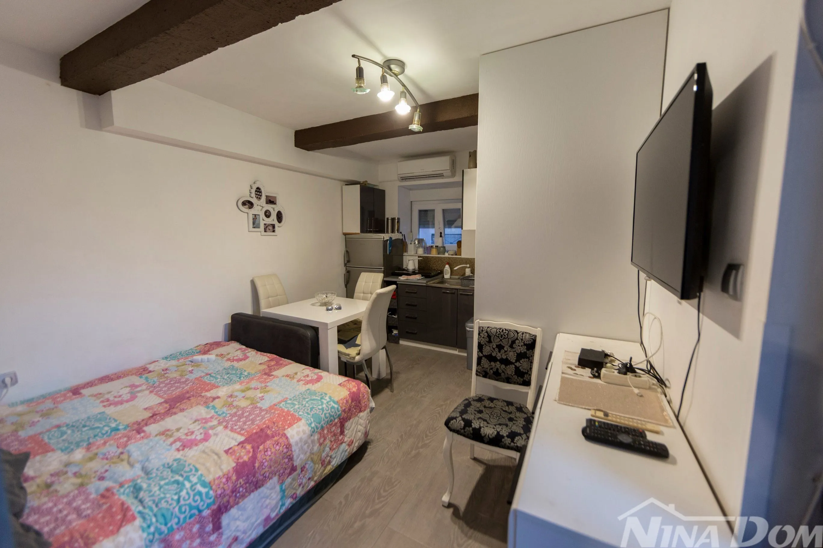 sali dugi otok dvosoban apartman i studio apartman - slika 26