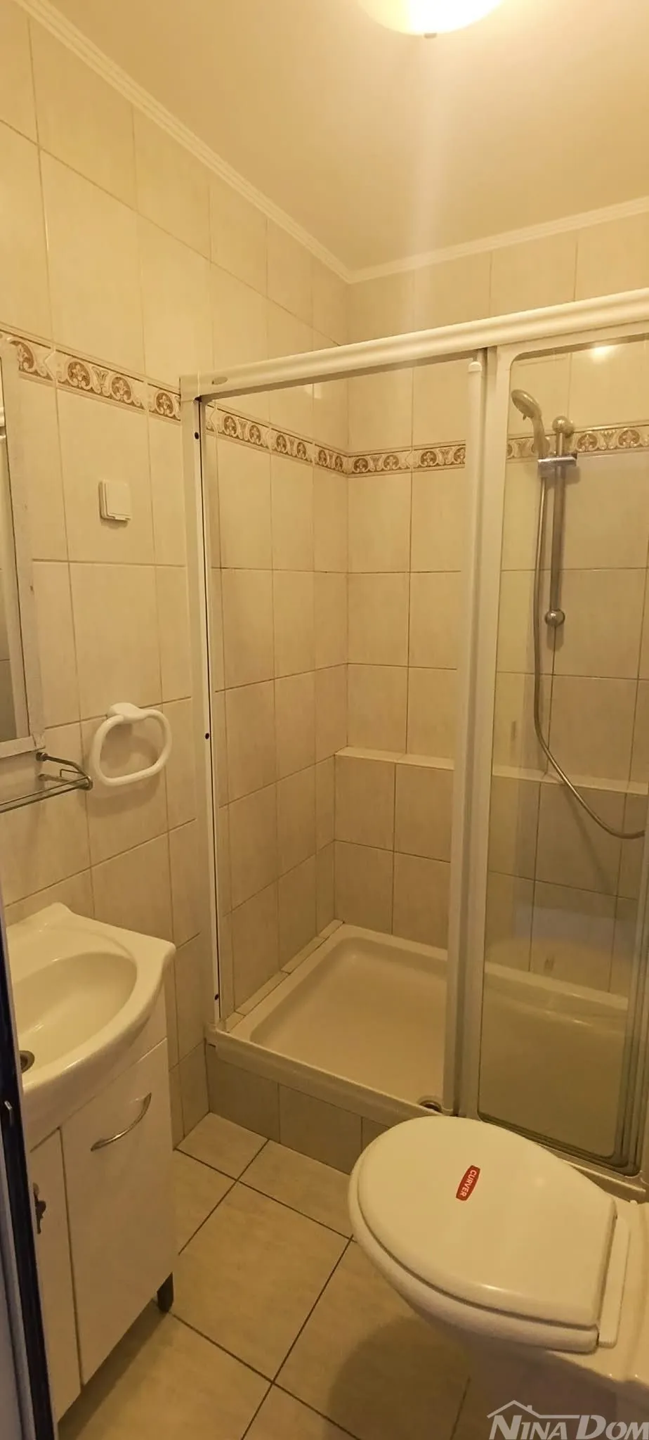 južna strana 90 met.do mora apartmanska kuća s dvorištem - slika 9