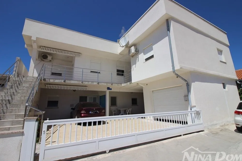 apartmanska kuća 400 metara do mora - slika 22